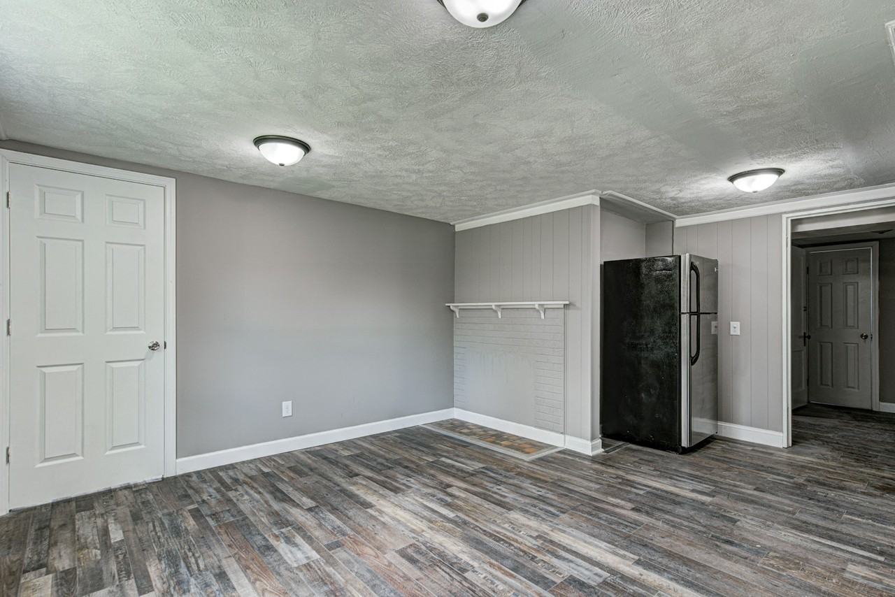 601 Walnut Street, Unit Downstairs - Photo 7 of 21