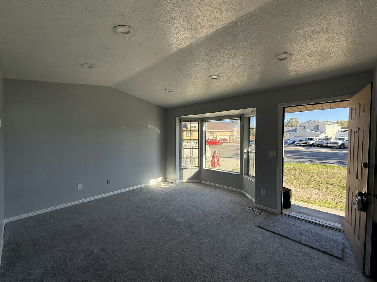 4072 West 3670 South - Photo 2 of 23