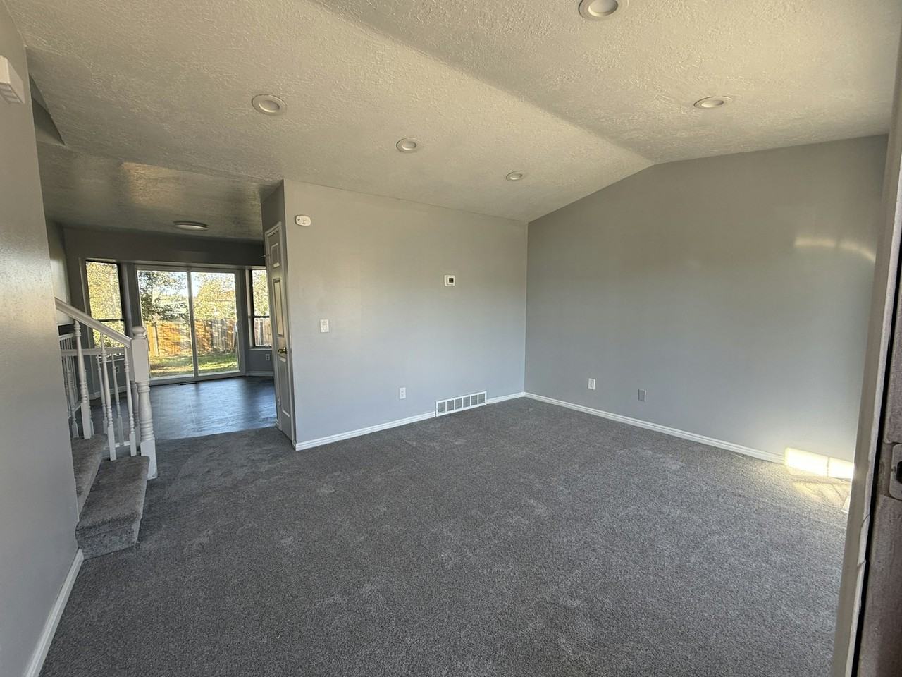 4072 West 3670 South - Photo 3 of 23