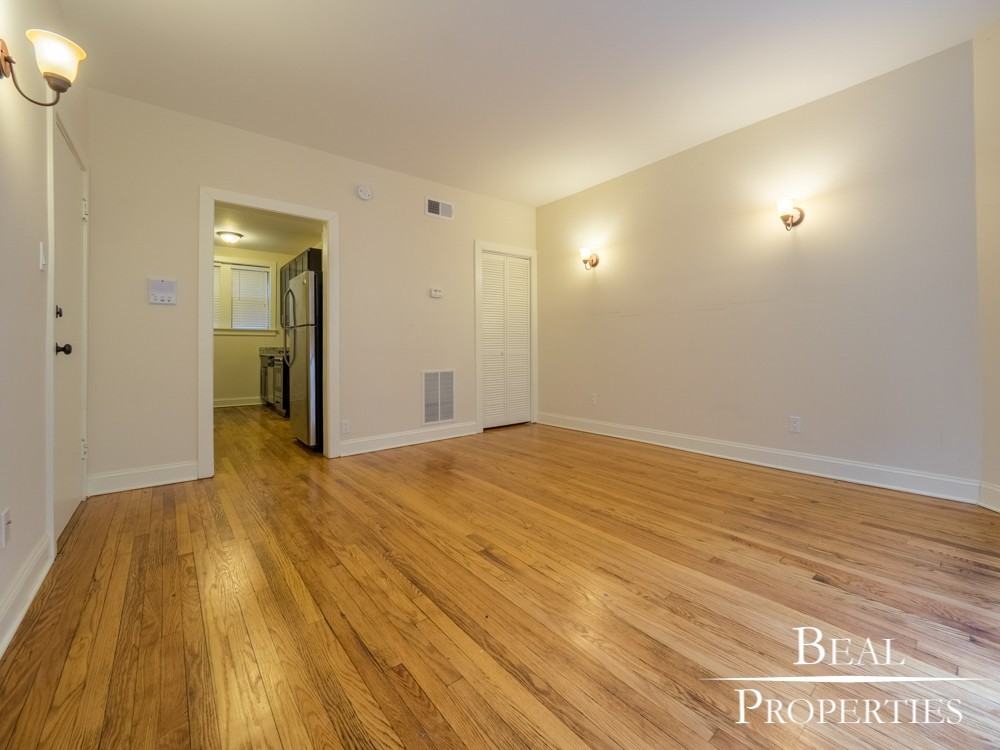 4038 North Ashland Avenue #S - Photo 5 of 10