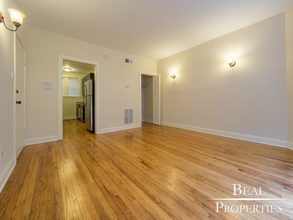 4038 North Ashland Avenue #S - Photo 6 of 10