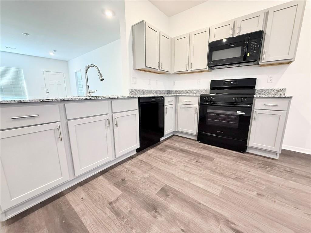 2804 Evans St - Photo 3 of 16