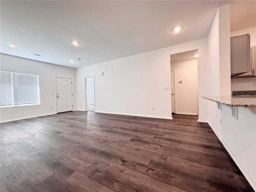 2804 Evans St - Photo 5 of 16