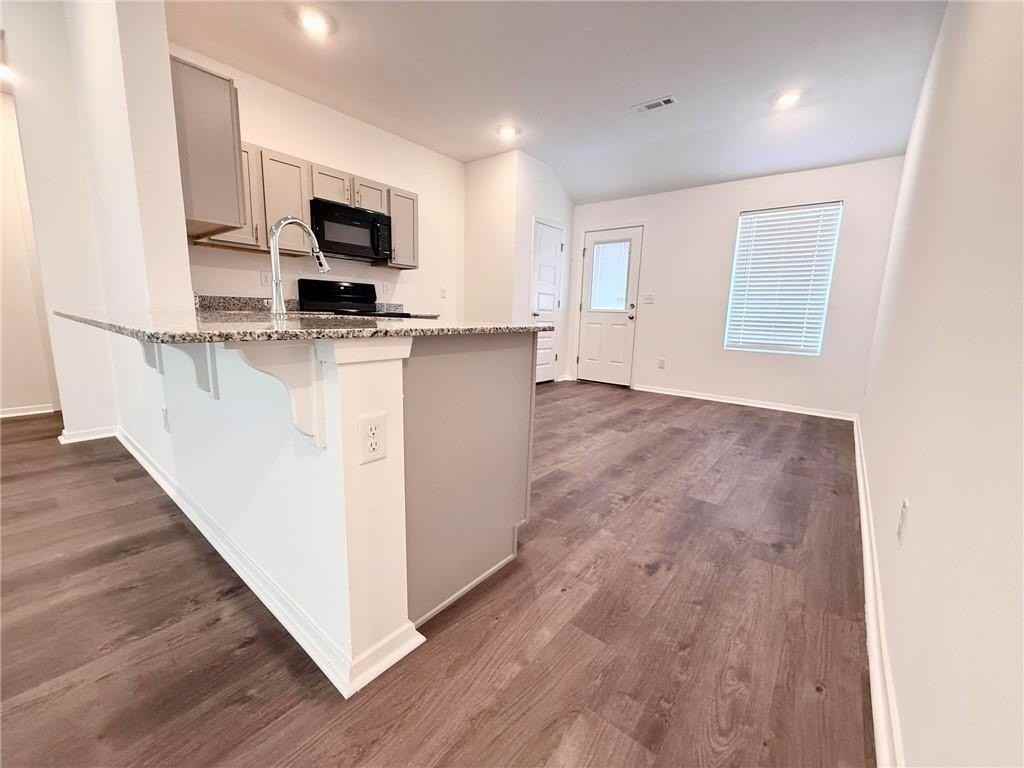 2804 Evans St - Photo 7 of 16