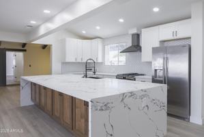 featured image of 4148 N Westview Dr