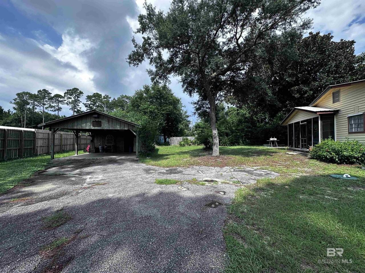 5595 Virginia St - Photo 4 of 17