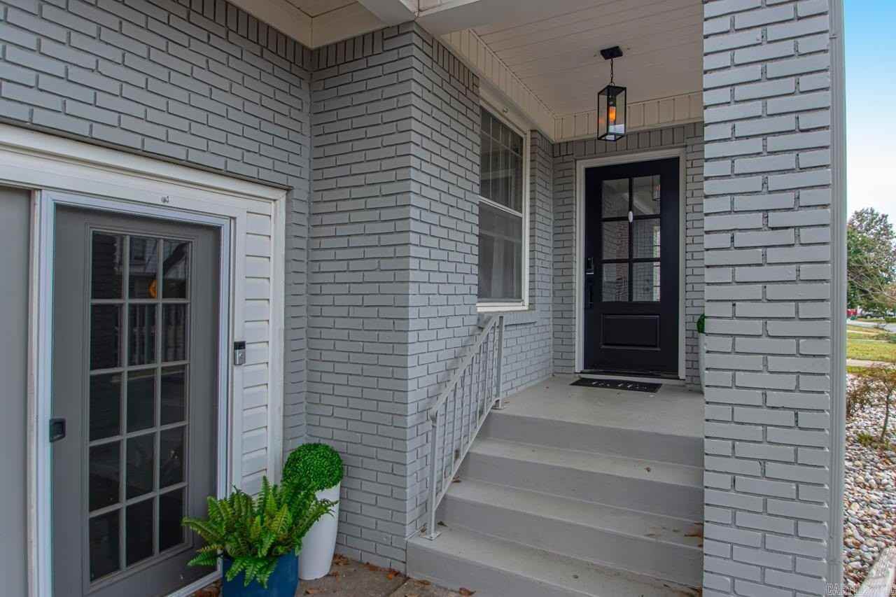 5812 Stonewall Road - Photo 6 of 31