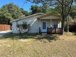 featured image of 982 Bethune Ct