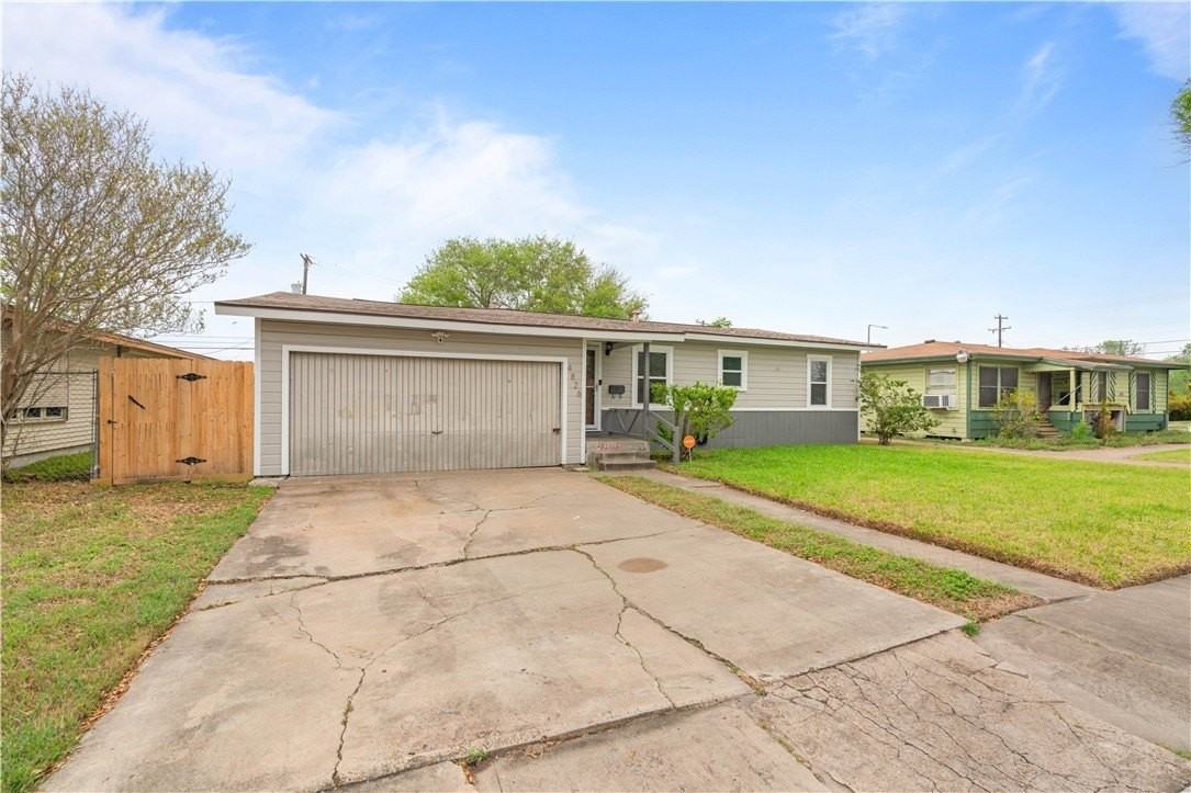 4826 Andover Dr - Photo 2 of 19