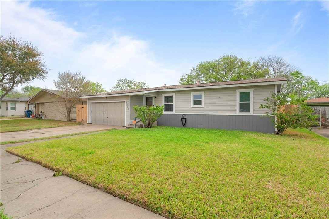 4826 Andover Dr - Photo 3 of 19