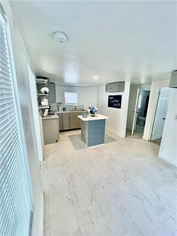 1110 Elgin St - Photo 2 of 4