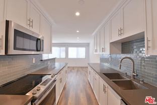 136 S Palm Dr #102 - Photo 1 of 1