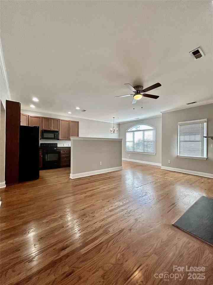 4670 Dabney Vigor Drive - Photo 6 of 21