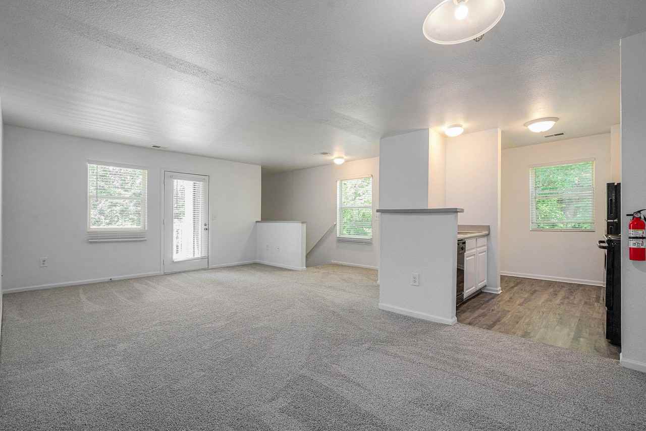 Lakestone Apartments - Photo 5 of 33