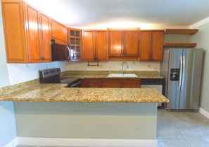 4225 Turnberry Cir - Photo 1 of 1