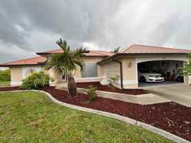 426 Nw 37th Pl - Photo 1 of 1
