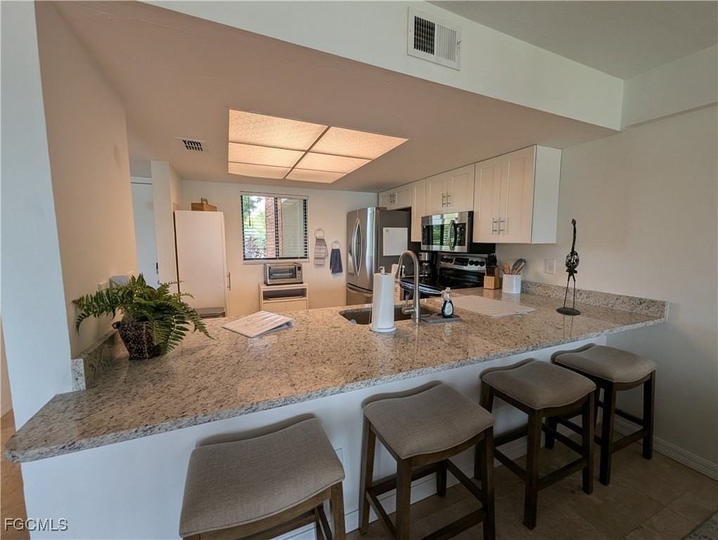 16000 Bay Pointe Blvd Apt D105 #D105 - Photo 4 of 29