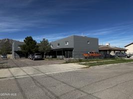 featured image of 4703 Moonlight Ave Apt 6 #6