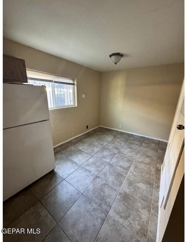 4703 Moonlight Ave Apt 6 #6 - Photo 2 of 13