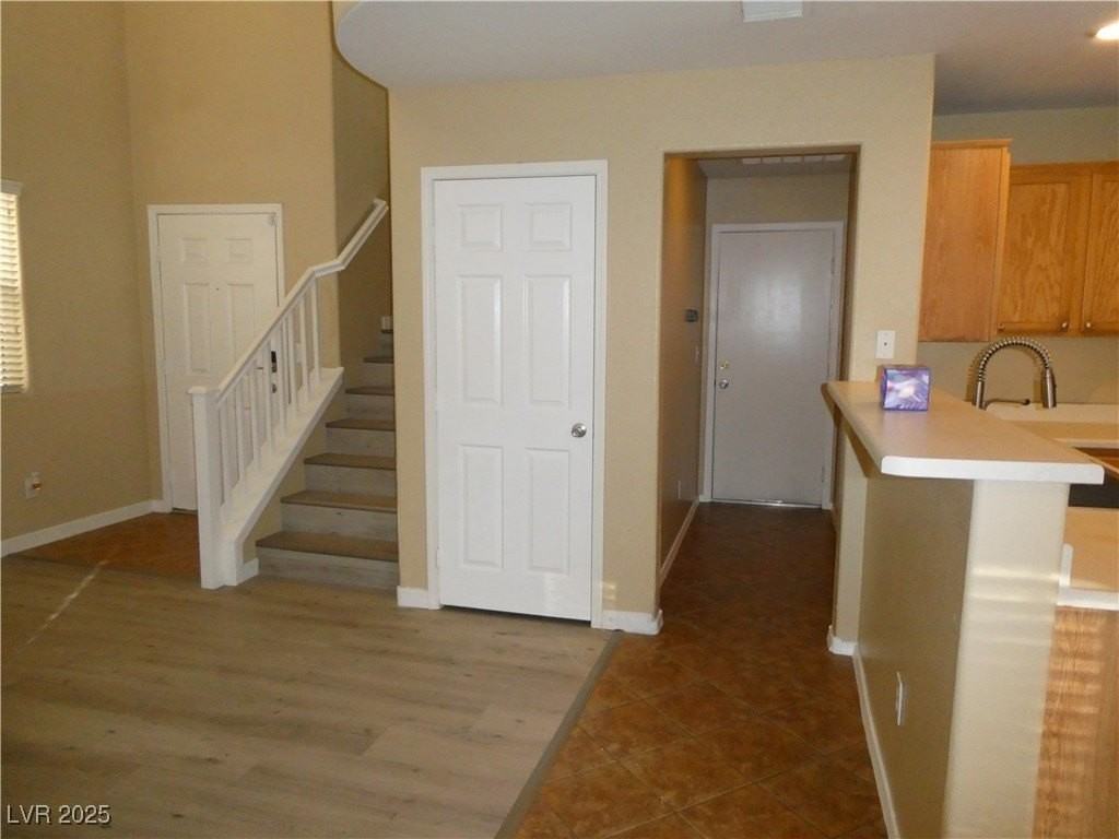 941 Medina De Leon Ave - Photo 4 of 22