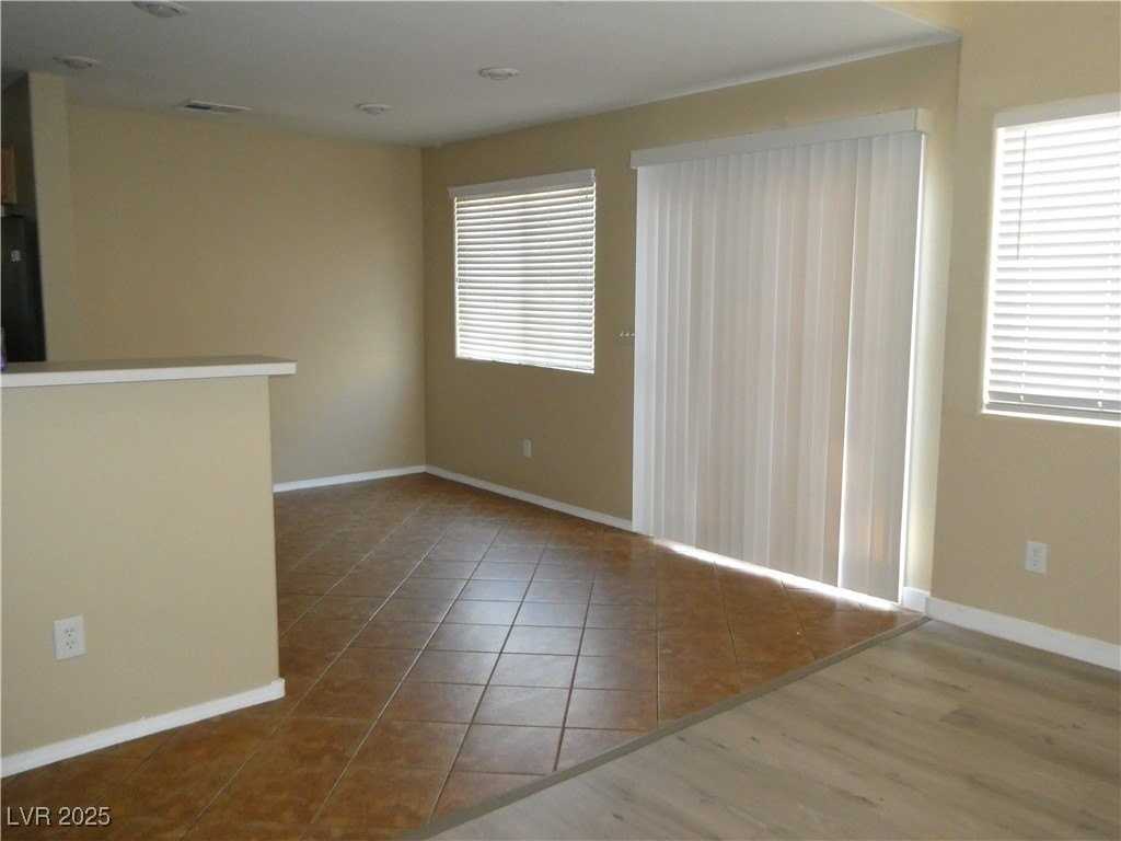 941 Medina De Leon Ave - Photo 5 of 22