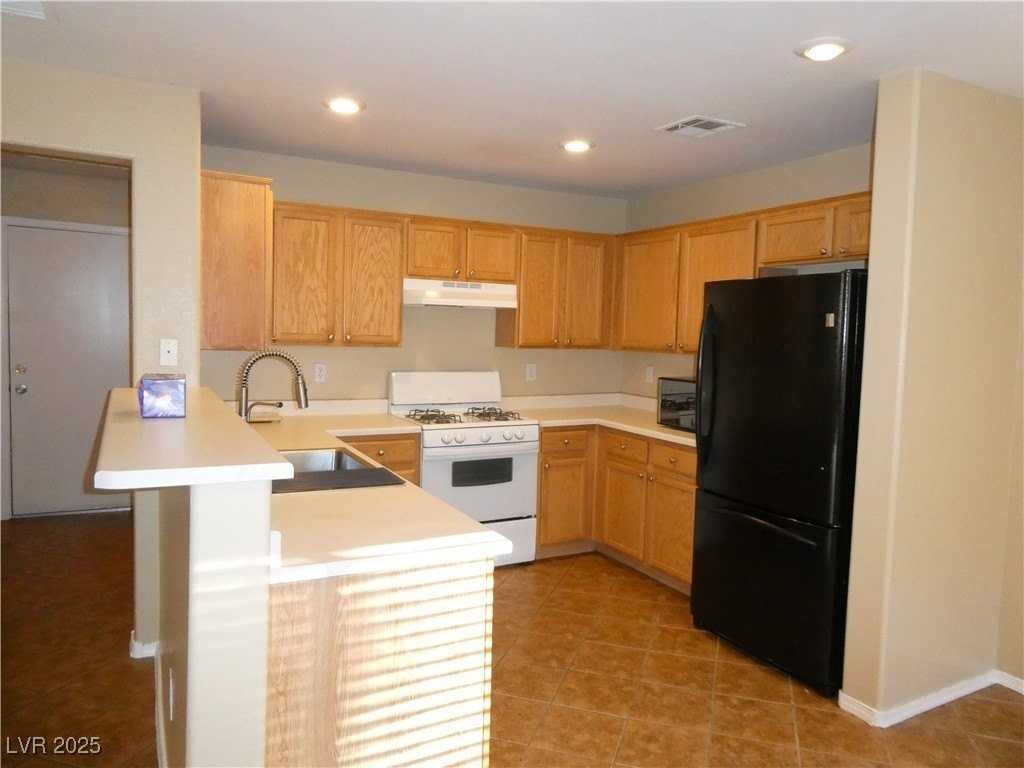 941 Medina De Leon Ave - Photo 7 of 22