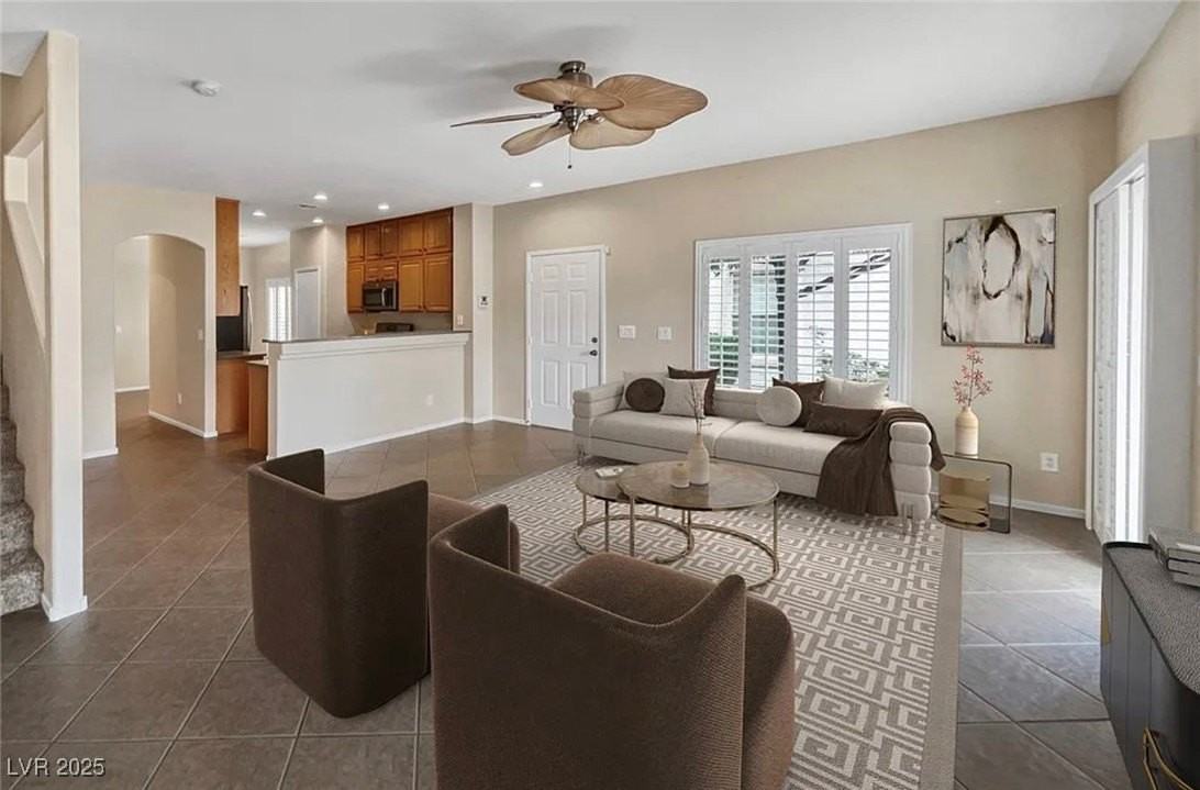 1653 Lefty Garcia Way - Photo 4 of 41