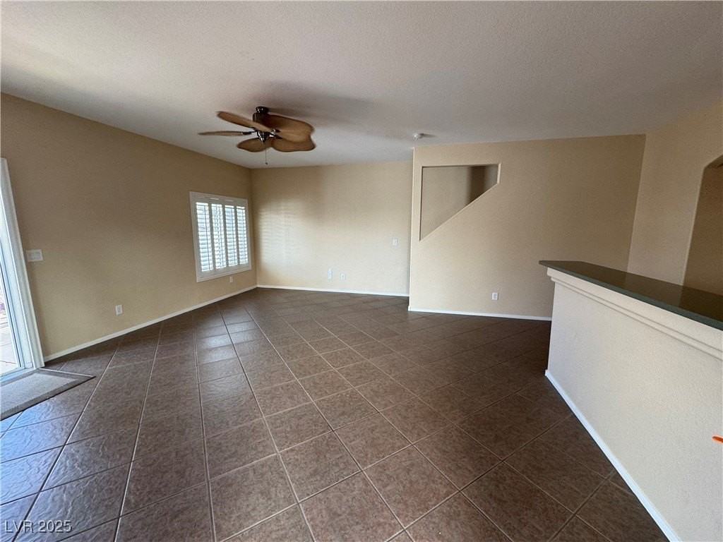 1653 Lefty Garcia Way - Photo 5 of 41