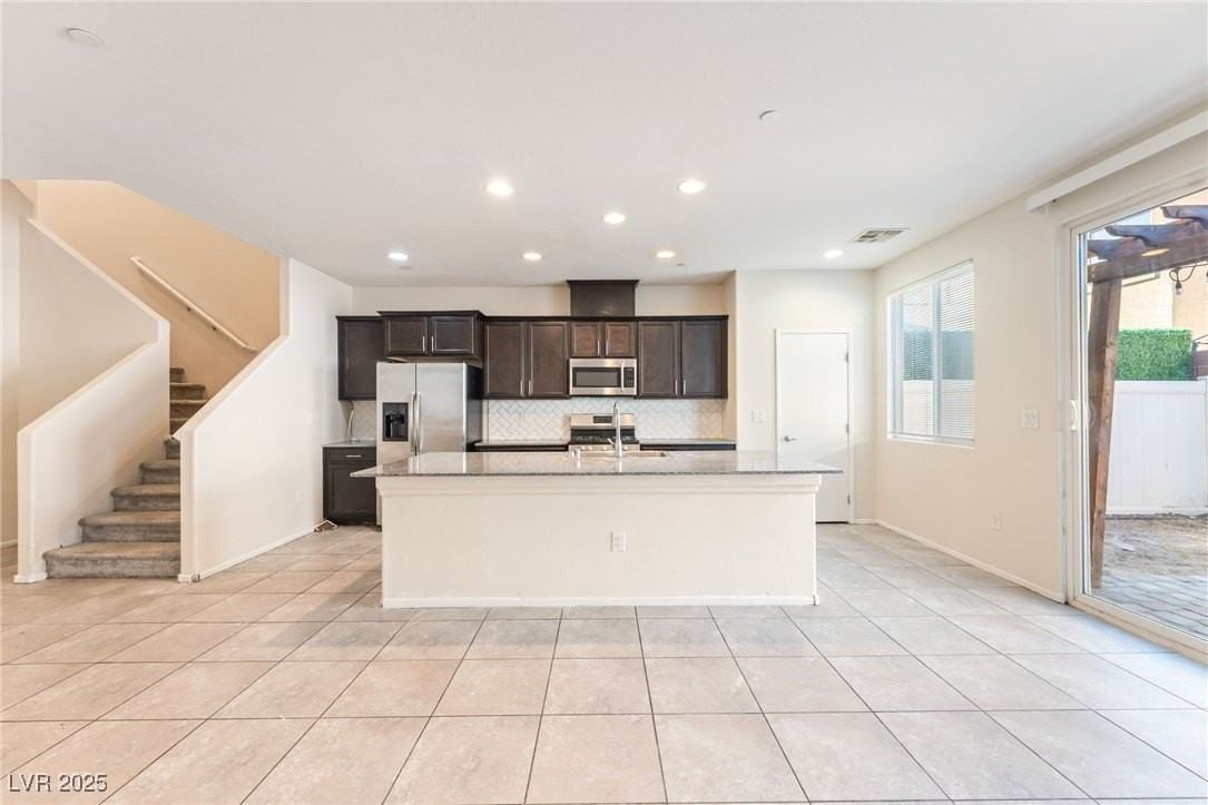 4016 Juanita May Ave - Photo 5 of 24