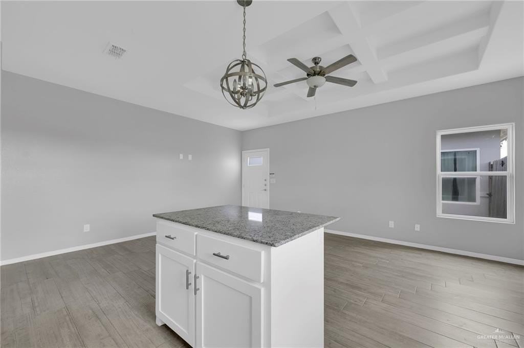 1916 Stauffer St #2 - Photo 3 of 14