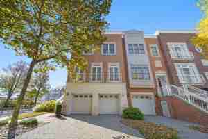 featured image of 1 Intrepid Pl