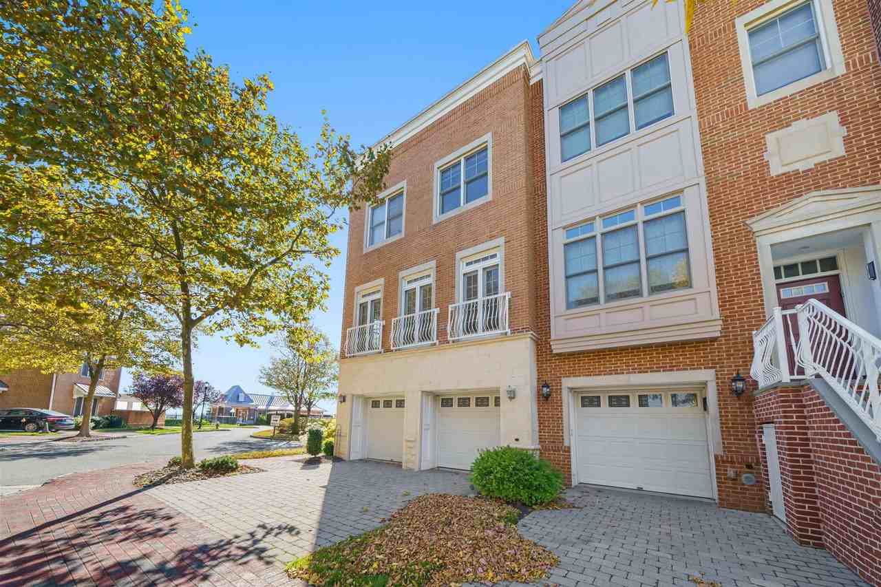 1 Intrepid Pl - Photo 3 of 38