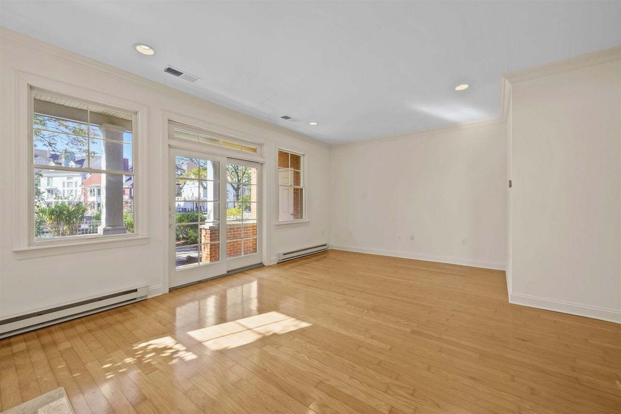 1 Intrepid Pl - Photo 7 of 38