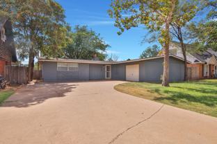 2007 68th St - Photo 1 of 1