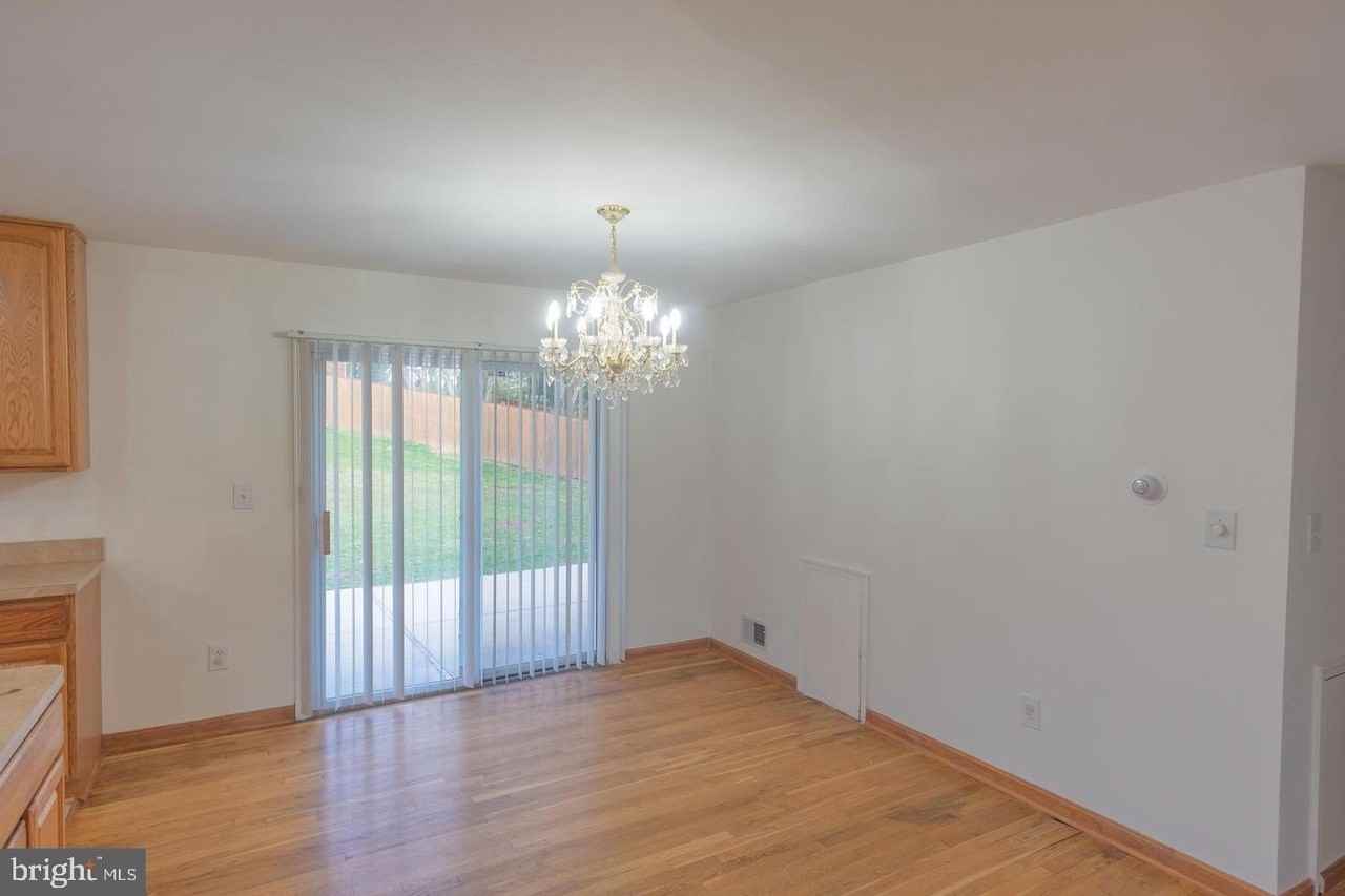 12517 Waldo Ln - Photo 6 of 13