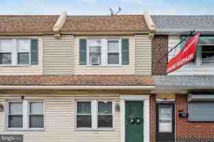 271 N Wycombe Ave - Photo 1 of 1
