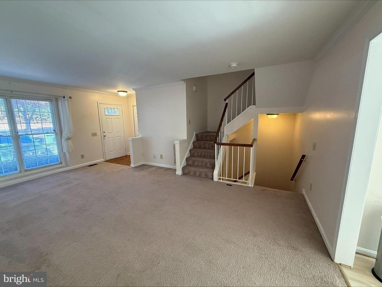 402 Batley Ct - Photo 6 of 25