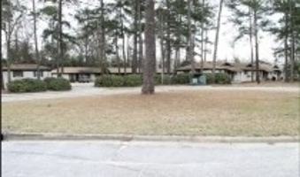 featured image of 933 Decatur Ct