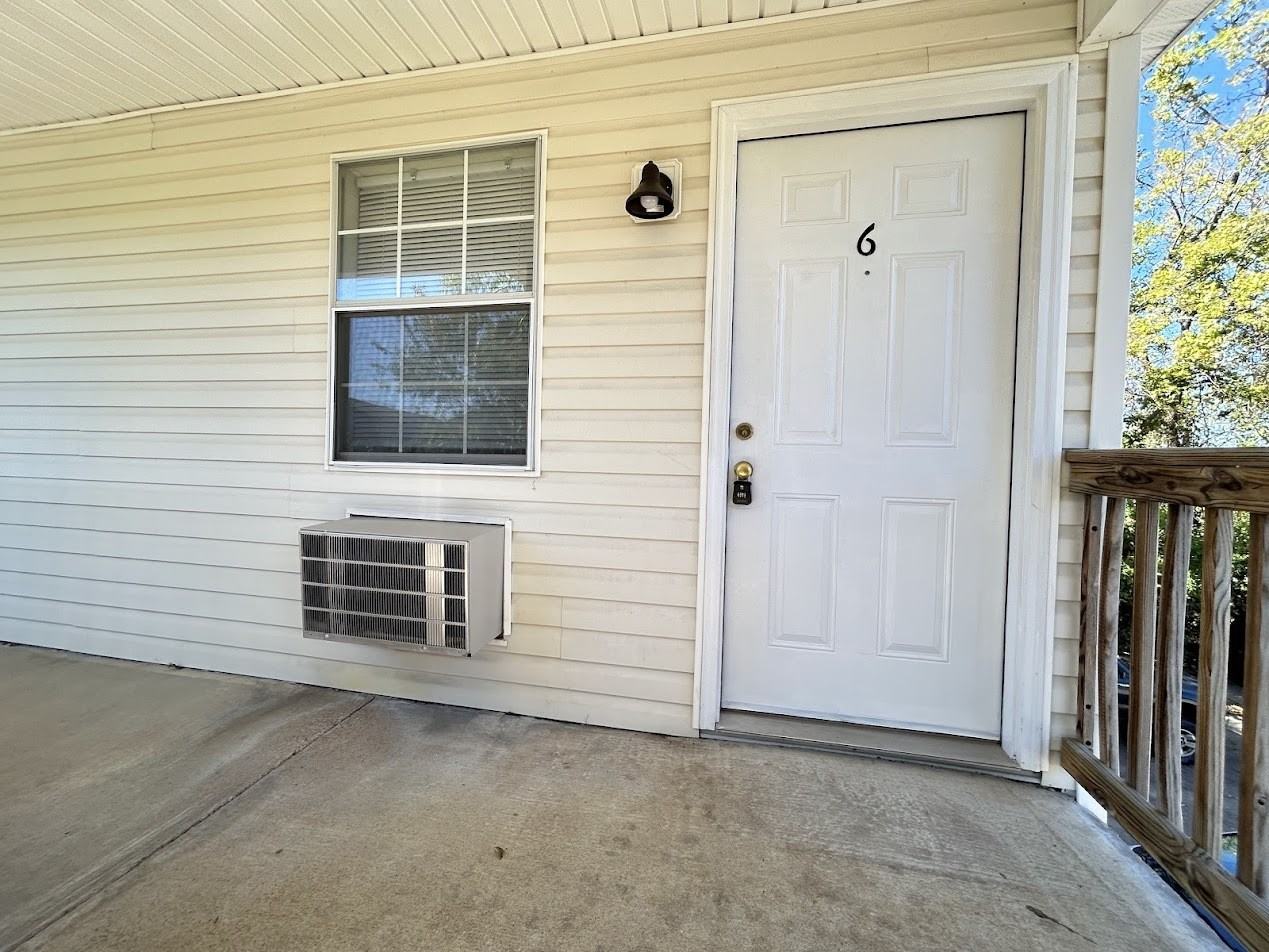 1131 N Oakland Ave, Fayetteville - Photo 7 of 7