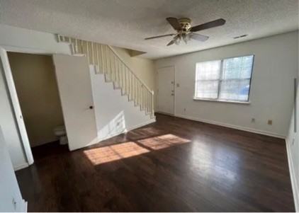 2317 8th Street Southeast - Photo 5 of 11