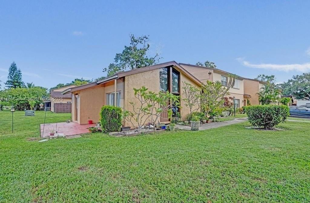 7135 West Sunrise Boulevard #7135 - Photo 2 of 31