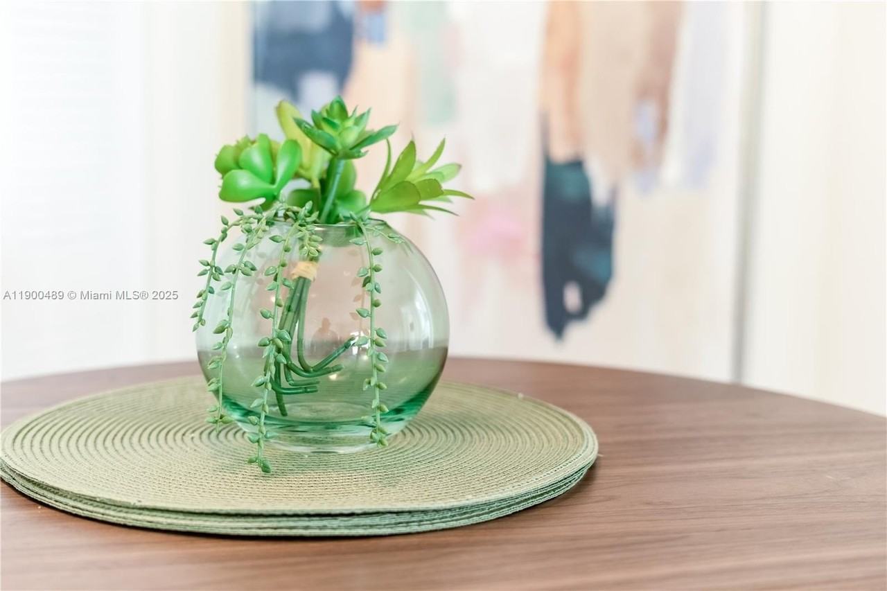 481 Ne 29th St #601 - Photo 7 of 23