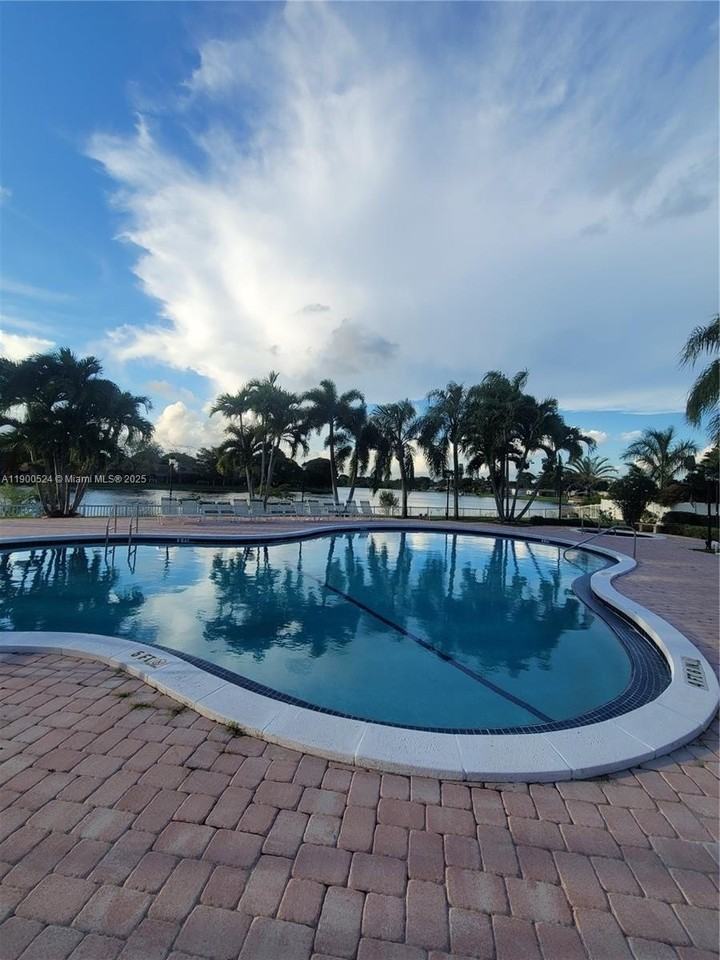 12060 Nw 13th St #0 - Photo 2 of 28