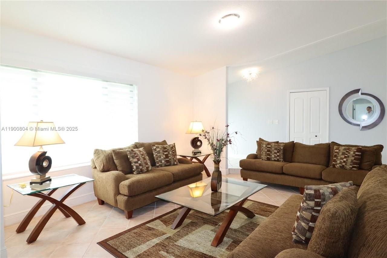 10615 Sw 129th Ct #0 - Photo 5 of 32