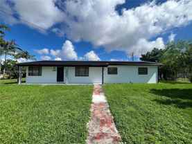 11755 Sw 37th St - Photo 1 of 1