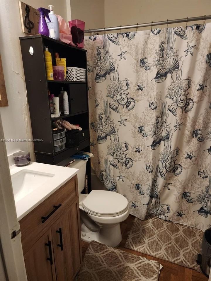 2221 S Sherman Cir #304 - Photo 4 of 10