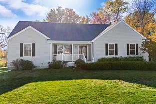 22 Maple Rd - Photo 1 of 1