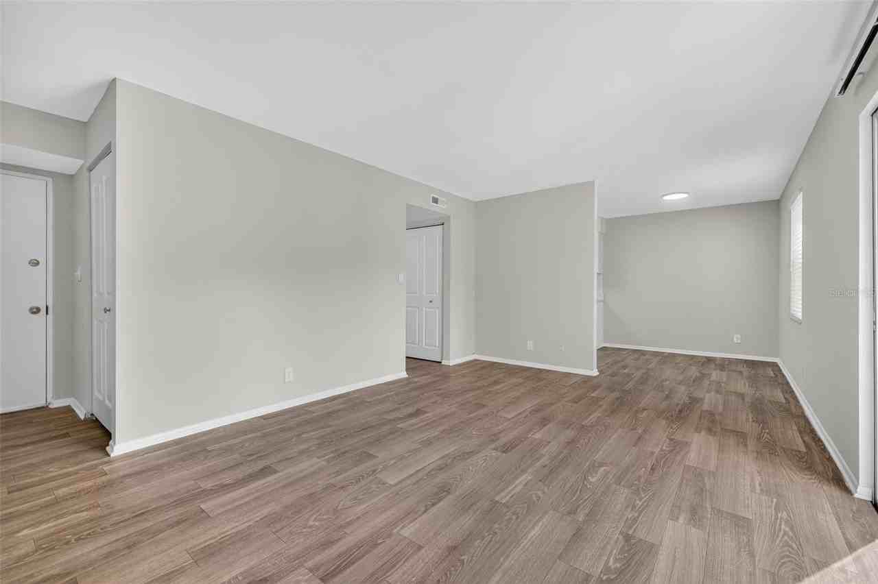 612 Bass Ct #620B - Photo 4 of 32