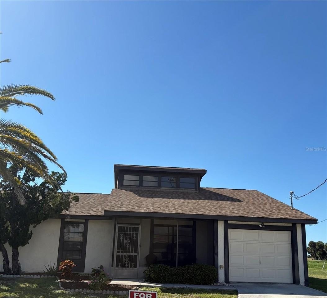 20 Pebble Beach Rd - Photo 2 of 16