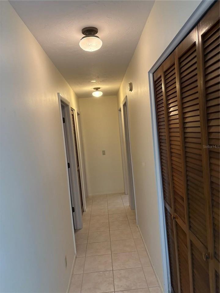 20 Pebble Beach Rd - Photo 6 of 16